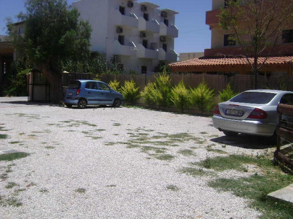 Adonis Beach Hotel Kandiye Dış mekan fotoğraf