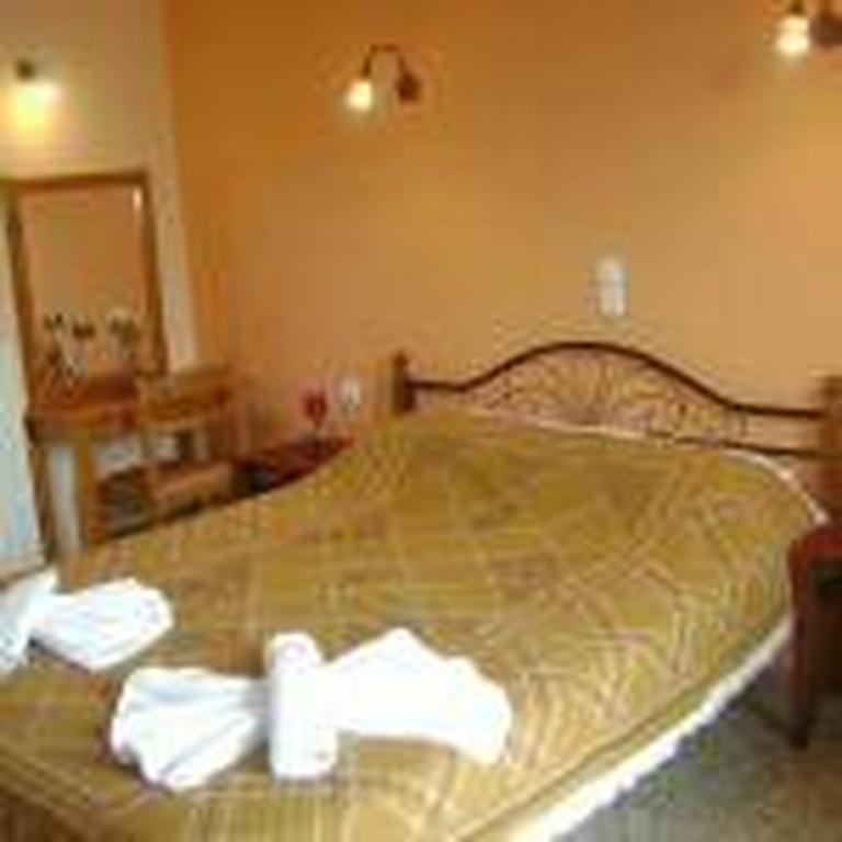 Adonis Beach Hotel Kandiye Dış mekan fotoğraf