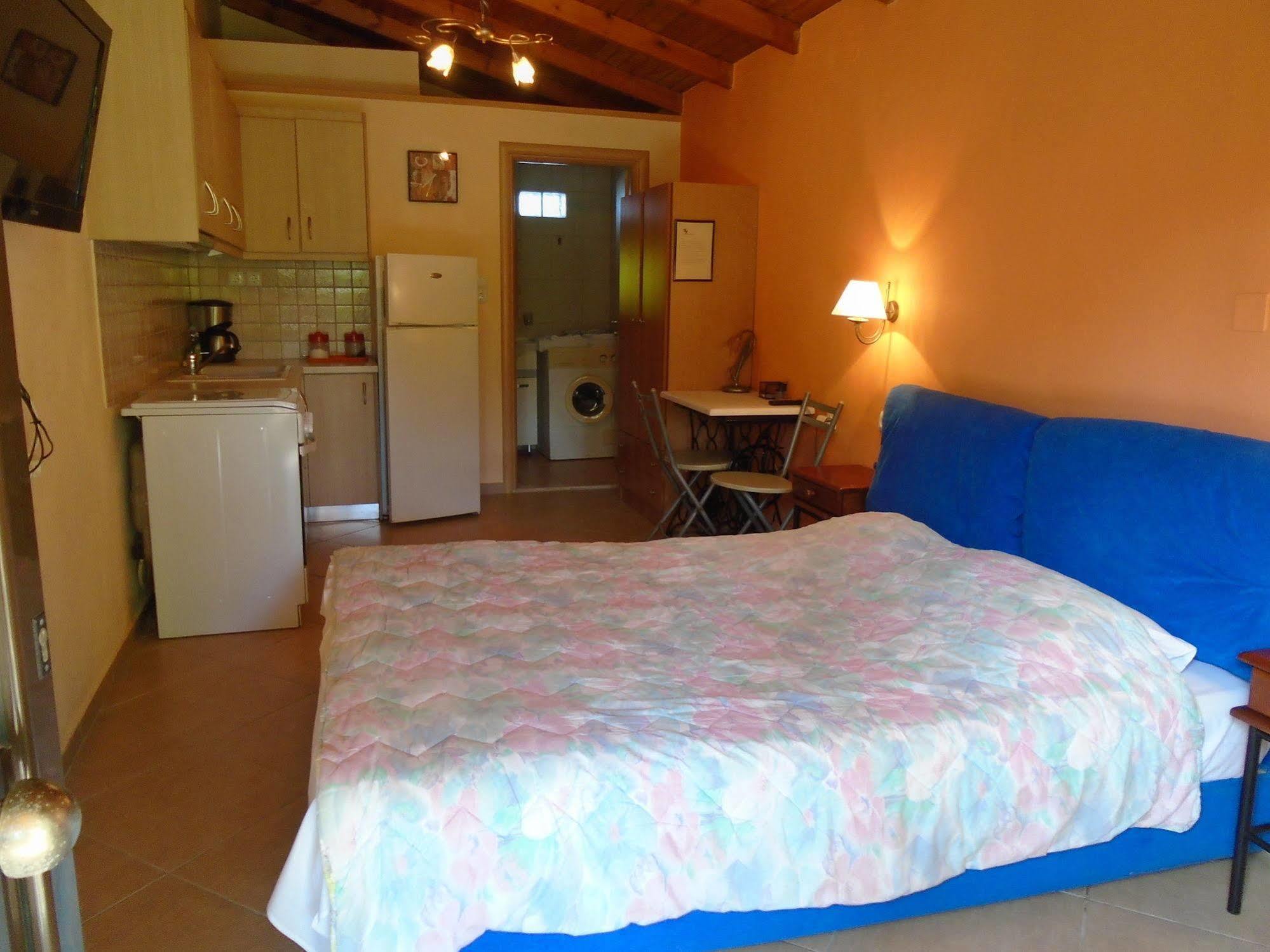 Adonis Beach Hotel Kandiye Dış mekan fotoğraf