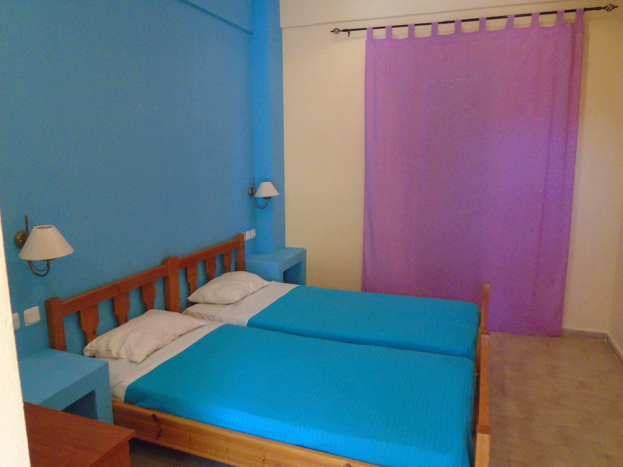 Adonis Beach Hotel Kandiye Dış mekan fotoğraf